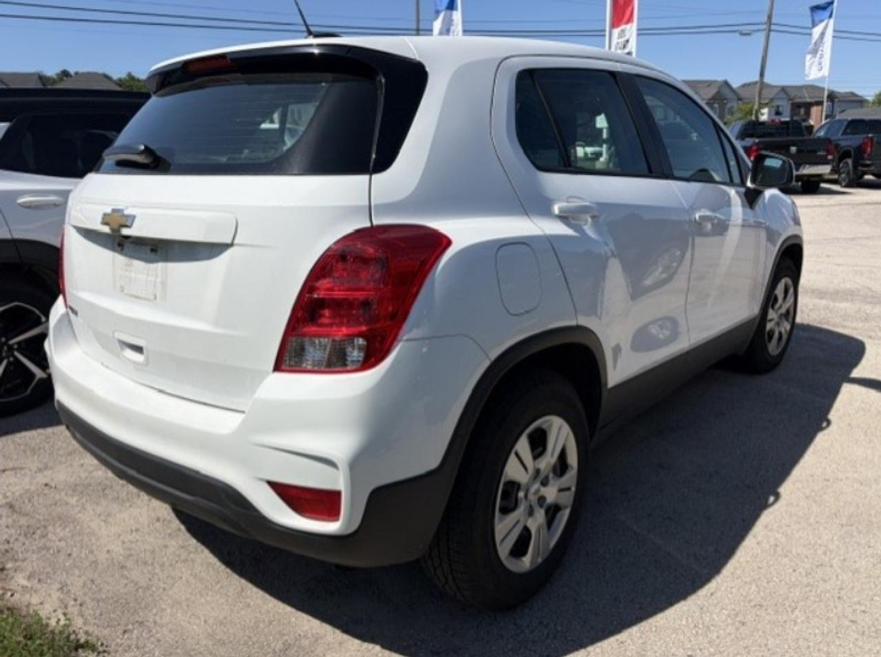2017 Chevrolet Trax LS BACK-UP CAMARA | KEYLESS ENTRY | AIR CONDITIONING Photo
