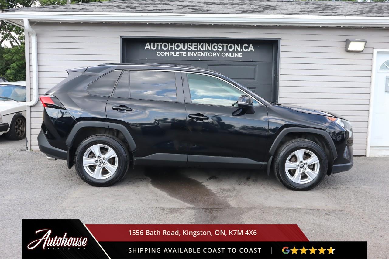 2021 Toyota RAV4 XLE MOONROOF - REARVIEW CAM Photo