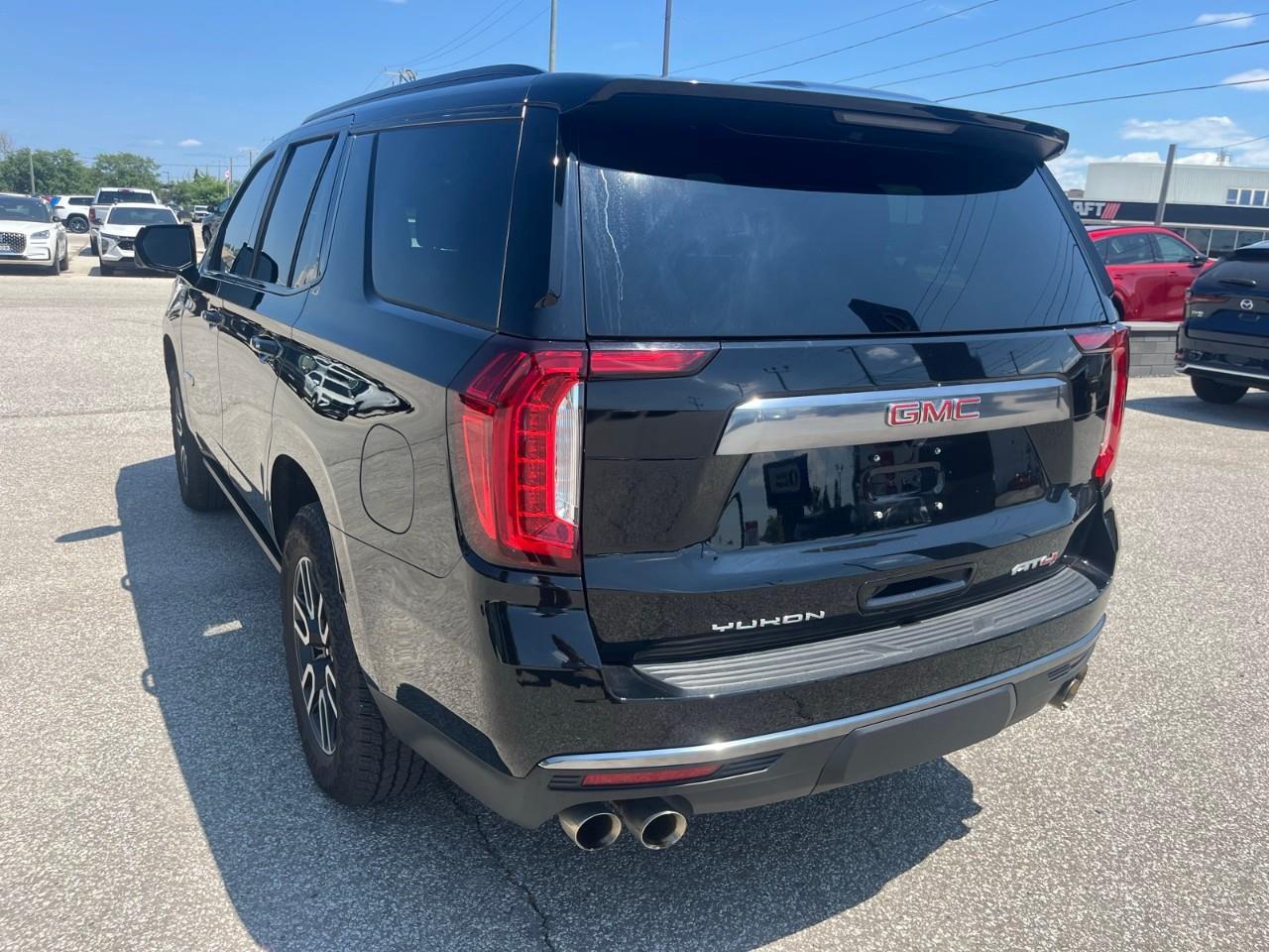 2024 GMC Yukon AT4 Adaptive Cruise Control | Panoramic Sunroof | Heated & Ventilated Front Seats Photo
