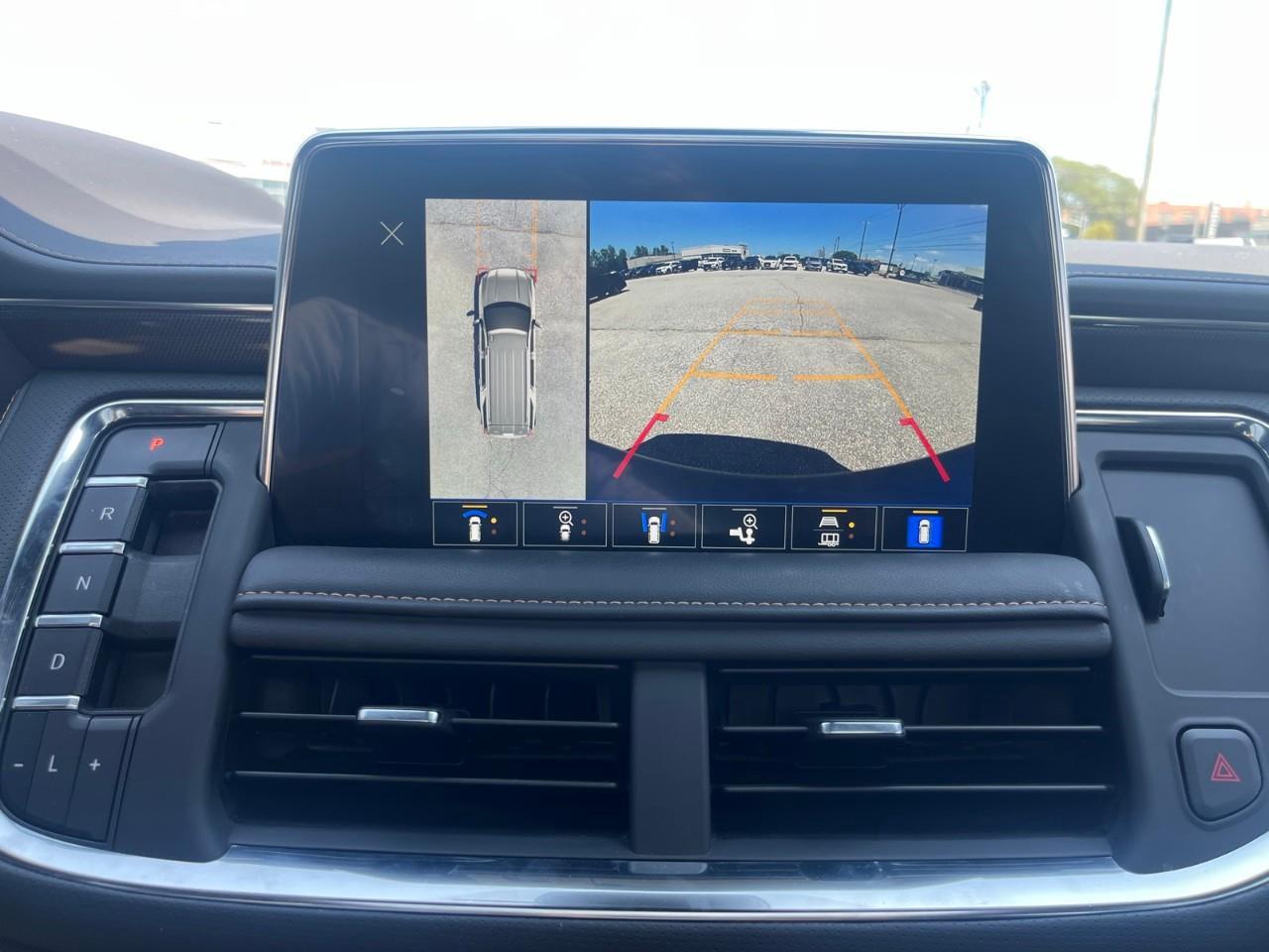 2024 GMC Yukon AT4 Adaptive Cruise Control | Panoramic Sunroof | Heated & Ventilated Front Seats Photo