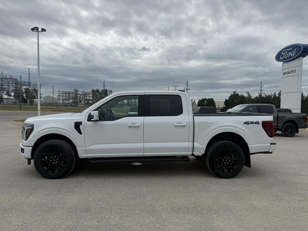 2026 Ford F-150 Lariat 4WD SuperCrew 5.5' Box Photo4