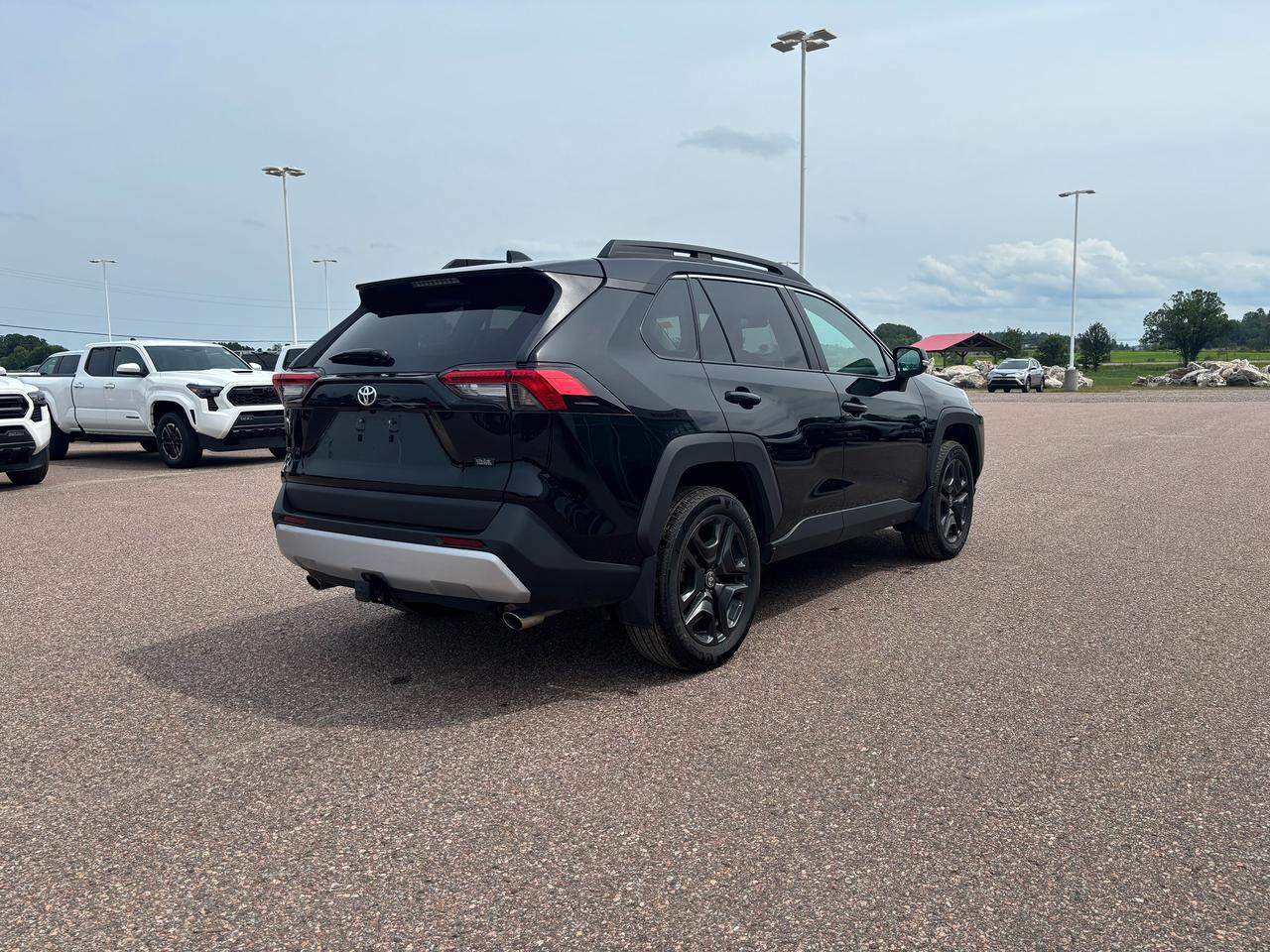 2025 Toyota RAV4 TRAIL Photo