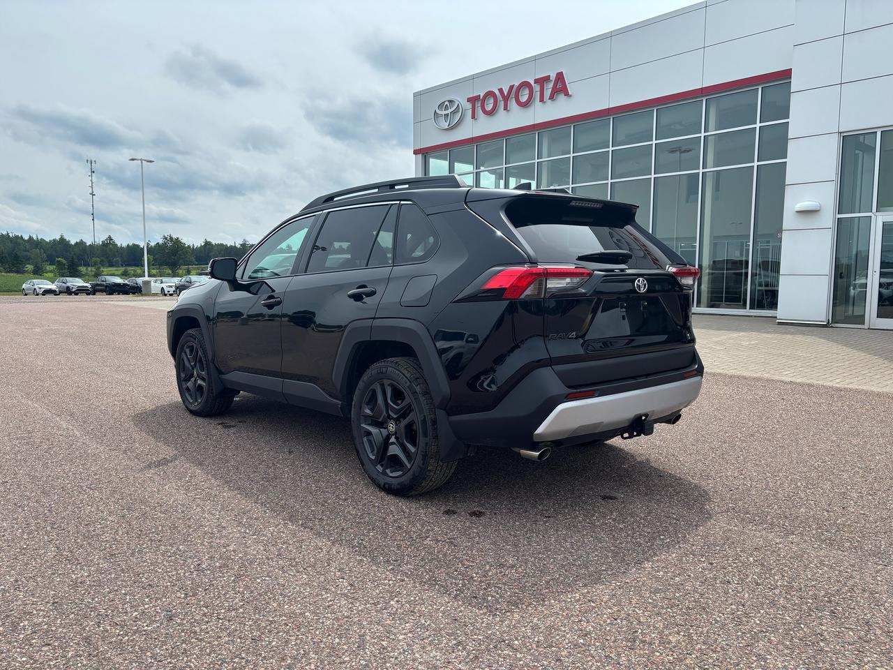 2025 Toyota RAV4 TRAIL Photo