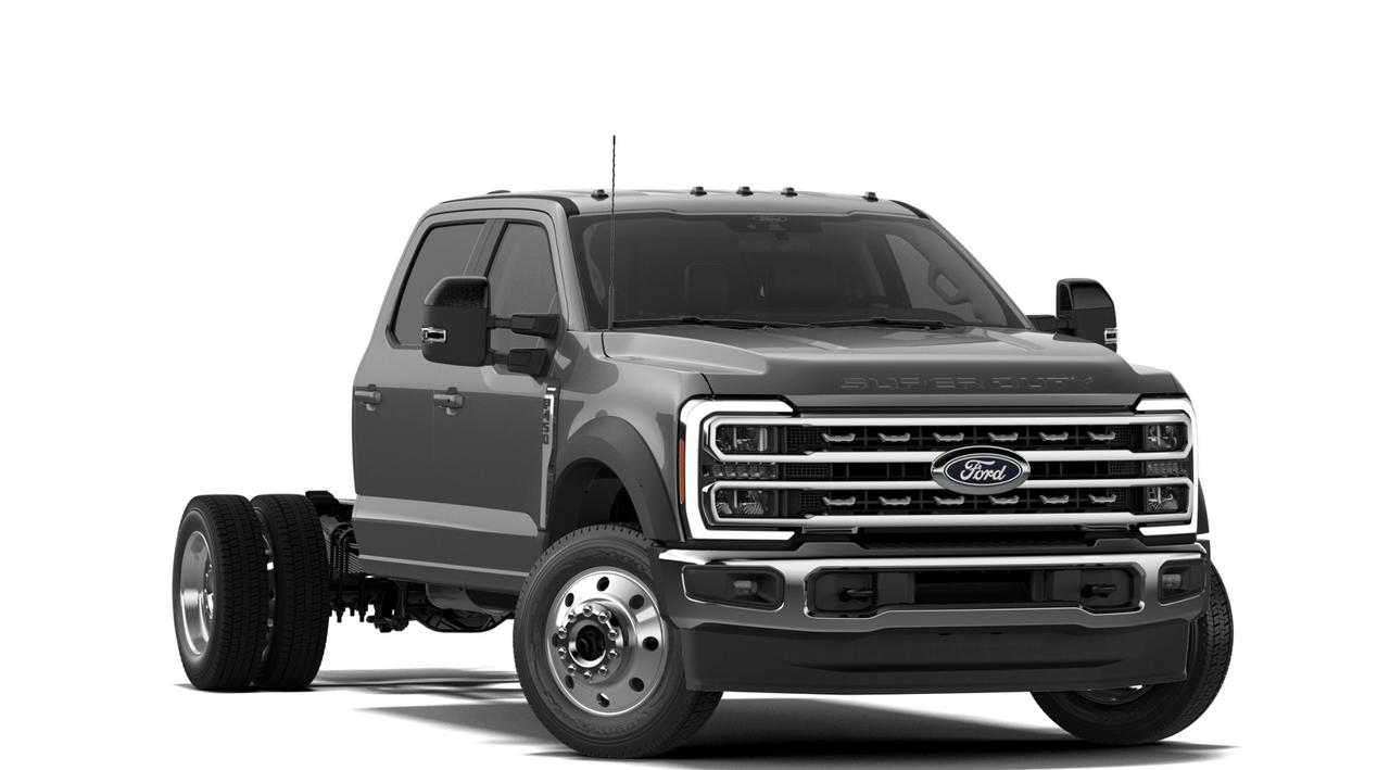2027 Ford F-450 Super Duty DRW LARIAT 4WD Crew Cab 179 WB 60 CA Photo3