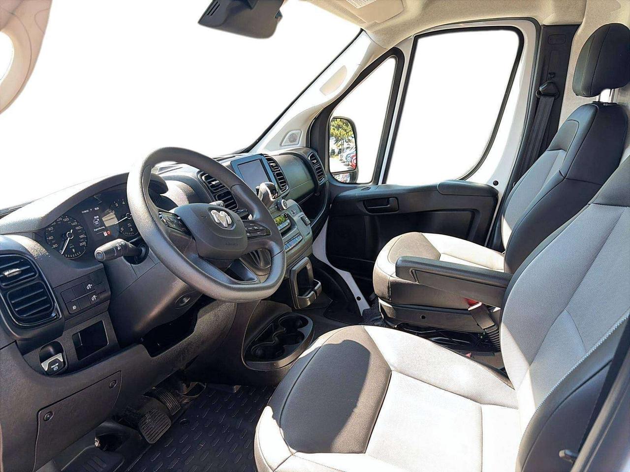 2025 RAM Cargo Van ProMaster 3.6 L V6 |PARTITION DOOR|VINYL SEATS Photo
