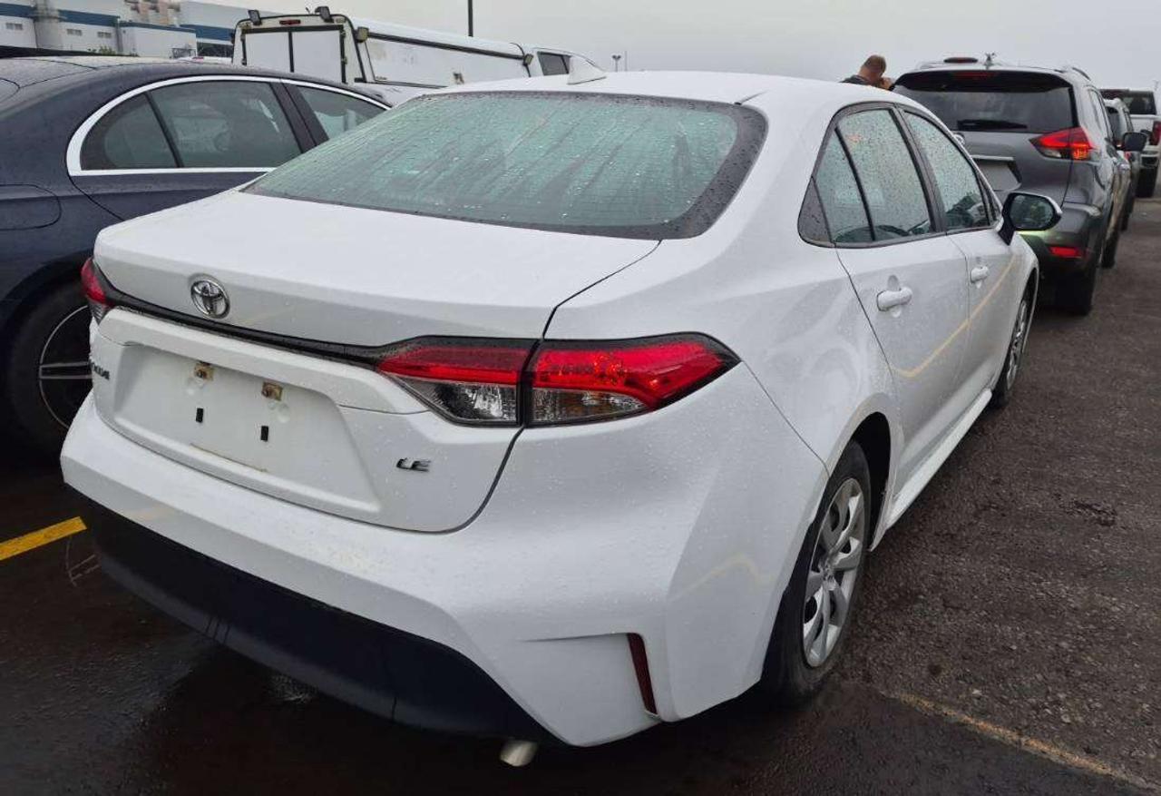 2023 Toyota Corolla LE | CLEAN CARFAX | HEATED SEATS | CARPLAY Photo
