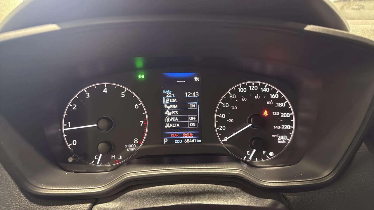 2023 Toyota Corolla LE | CLEAN CARFAX | HEATED SEATS | CARPLAY Photo