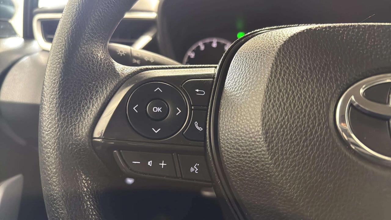 2023 Toyota Corolla LE | CLEAN CARFAX | HEATED SEATS | CARPLAY Photo