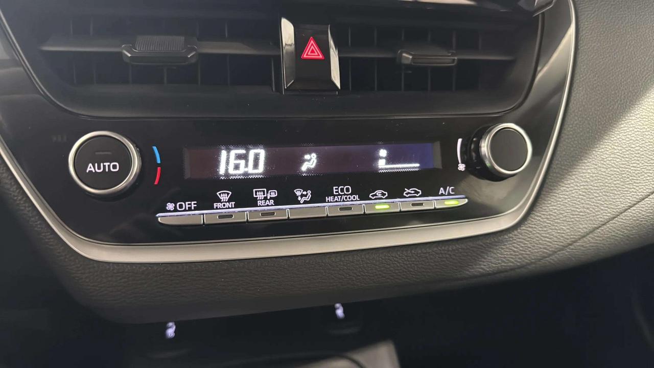 2023 Toyota Corolla LE | CLEAN CARFAX | HEATED SEATS | CARPLAY Photo