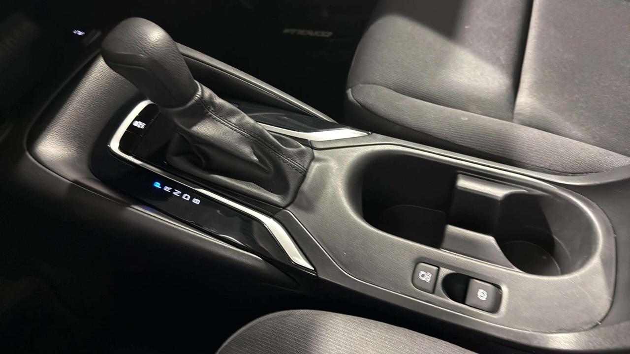 2023 Toyota Corolla LE | CLEAN CARFAX | HEATED SEATS | CARPLAY Photo
