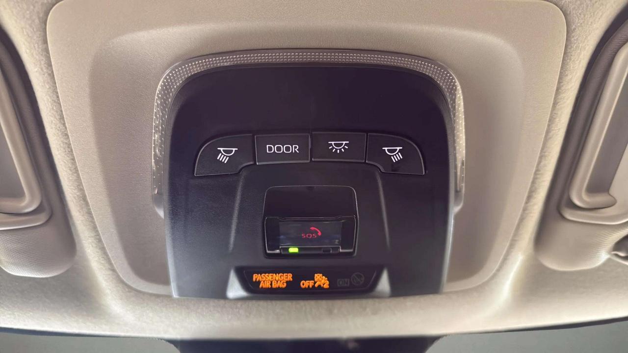 2023 Toyota Corolla LE | CLEAN CARFAX | HEATED SEATS | CARPLAY Photo