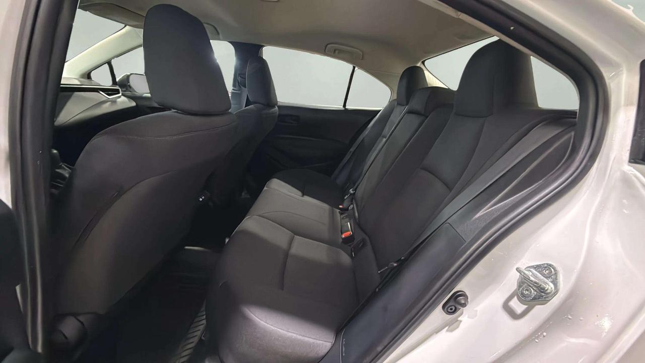 2023 Toyota Corolla LE | CLEAN CARFAX | HEATED SEATS | CARPLAY Photo