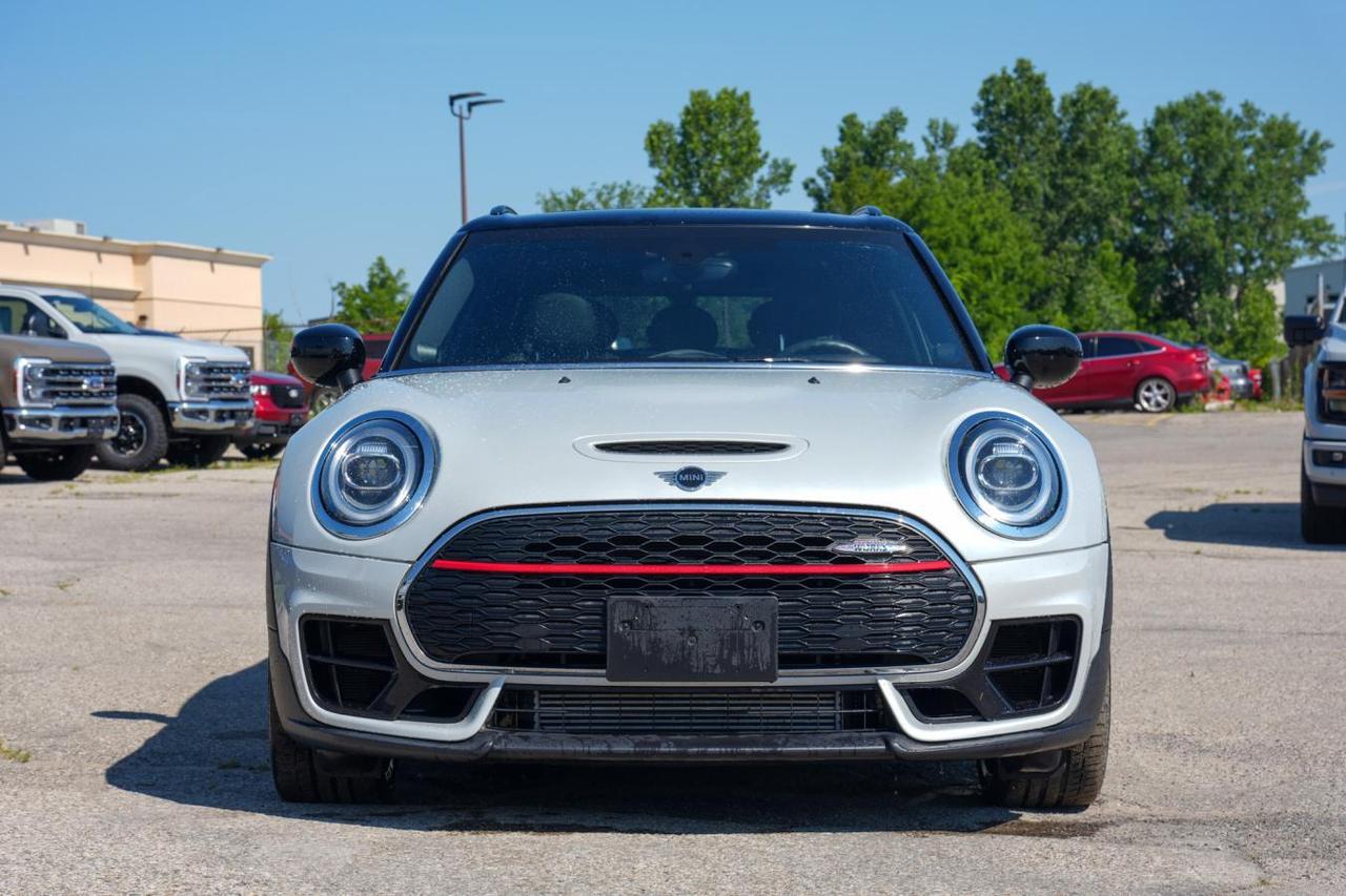 2020 MINI Cooper Clubman Cooper ALL4  PANO ROOF  LOW KM  LEATHER Photo