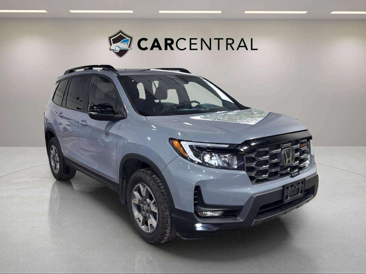 2023 Honda Passport TRAILSPORT | CLEAN CARFAX | CARPLAY | LEATHER | Photo