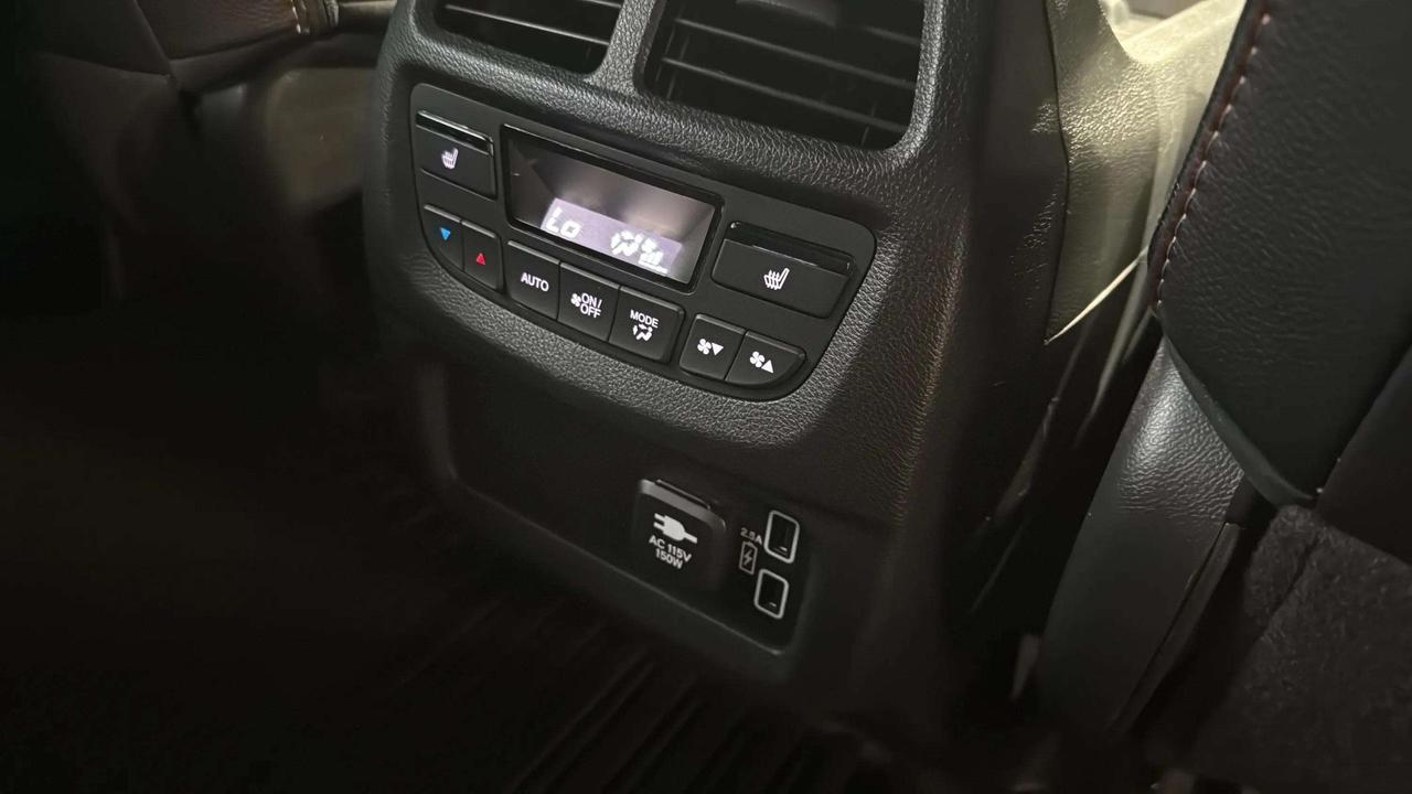 2023 Honda Passport TRAILSPORT | CLEAN CARFAX | CARPLAY | LEATHER | Photo
