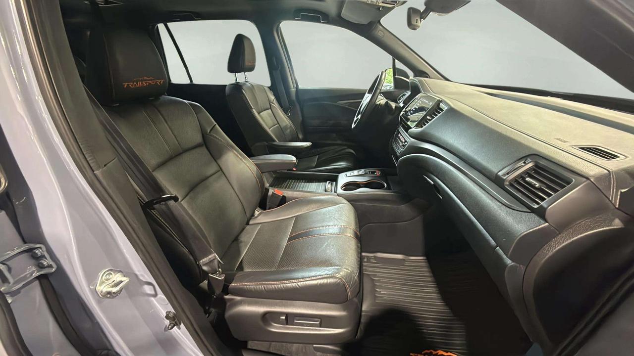 2023 Honda Passport TRAILSPORT | CLEAN CARFAX | CARPLAY | LEATHER | Photo