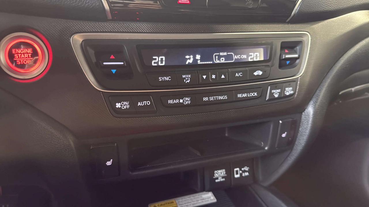 2023 Honda Passport TRAILSPORT | CLEAN CARFAX | CARPLAY | LEATHER | Photo