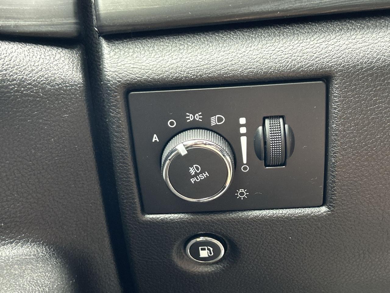 2021 Jeep Grand Cherokee ALTITUDE 4X4 | LOW KMS!! | NAPPA LEATHER | CARPLAY Photo