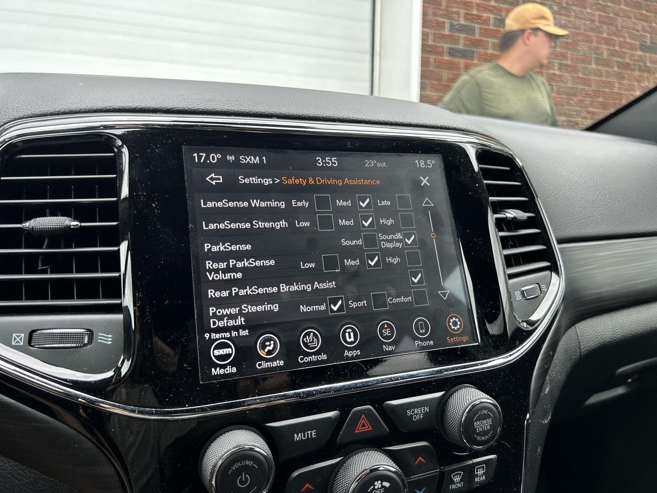2021 Jeep Grand Cherokee ALTITUDE 4X4 | LOW KMS!! | NAPPA LEATHER | CARPLAY Photo