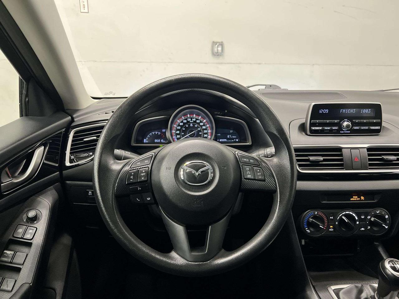 2015 Mazda MAZDA3 6-SPEED |HATCH |BLUETOOTH | ALLOYS | A/C | CRUISE Photo