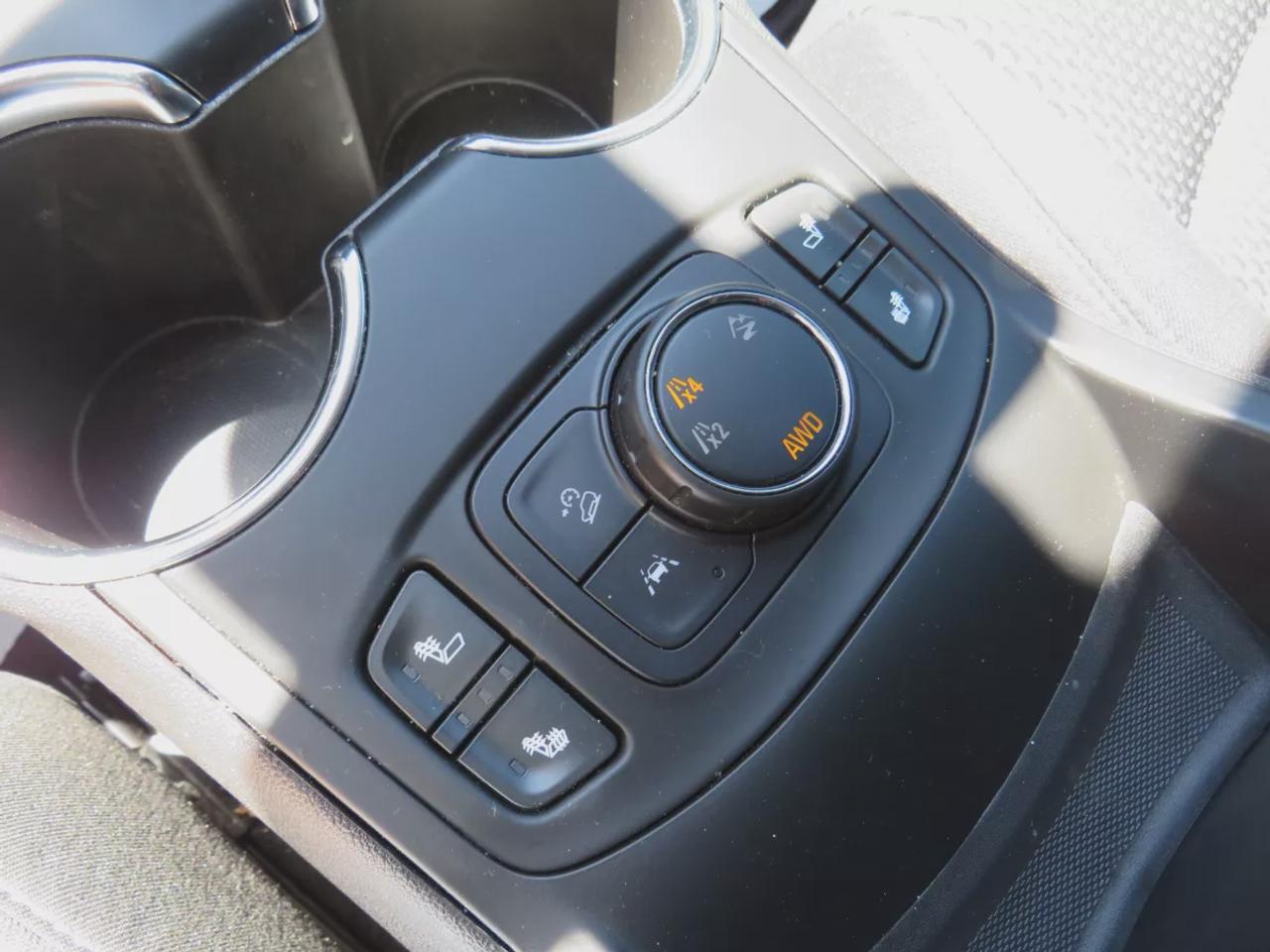 2024 GMC Terrain SLE | AWD | Automatic | Alloy Wheels | Heated Seats | Power Driver Seat | Dual Climate Control | Digital Driver Display | Android Auto & Apple CarPlay | Bluetooth | Back-Up Camera | Cruise Control | Lane Keep Assist | Lane Departure Warning | Forward Coll Photo