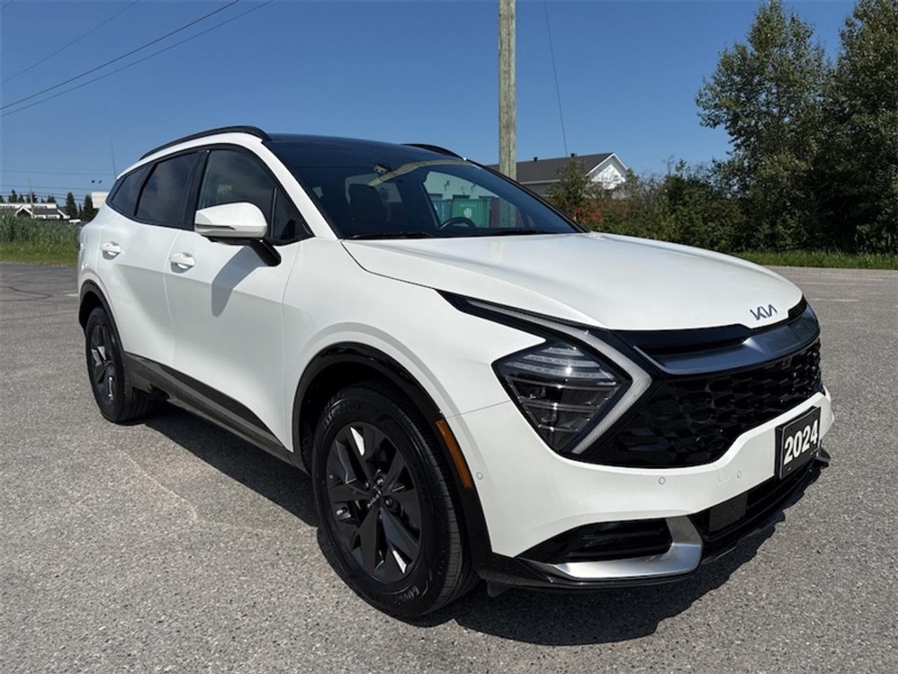 2024 Kia Sportage Hybrid SX AWD w/Red Interior   - $297 B/W Photo