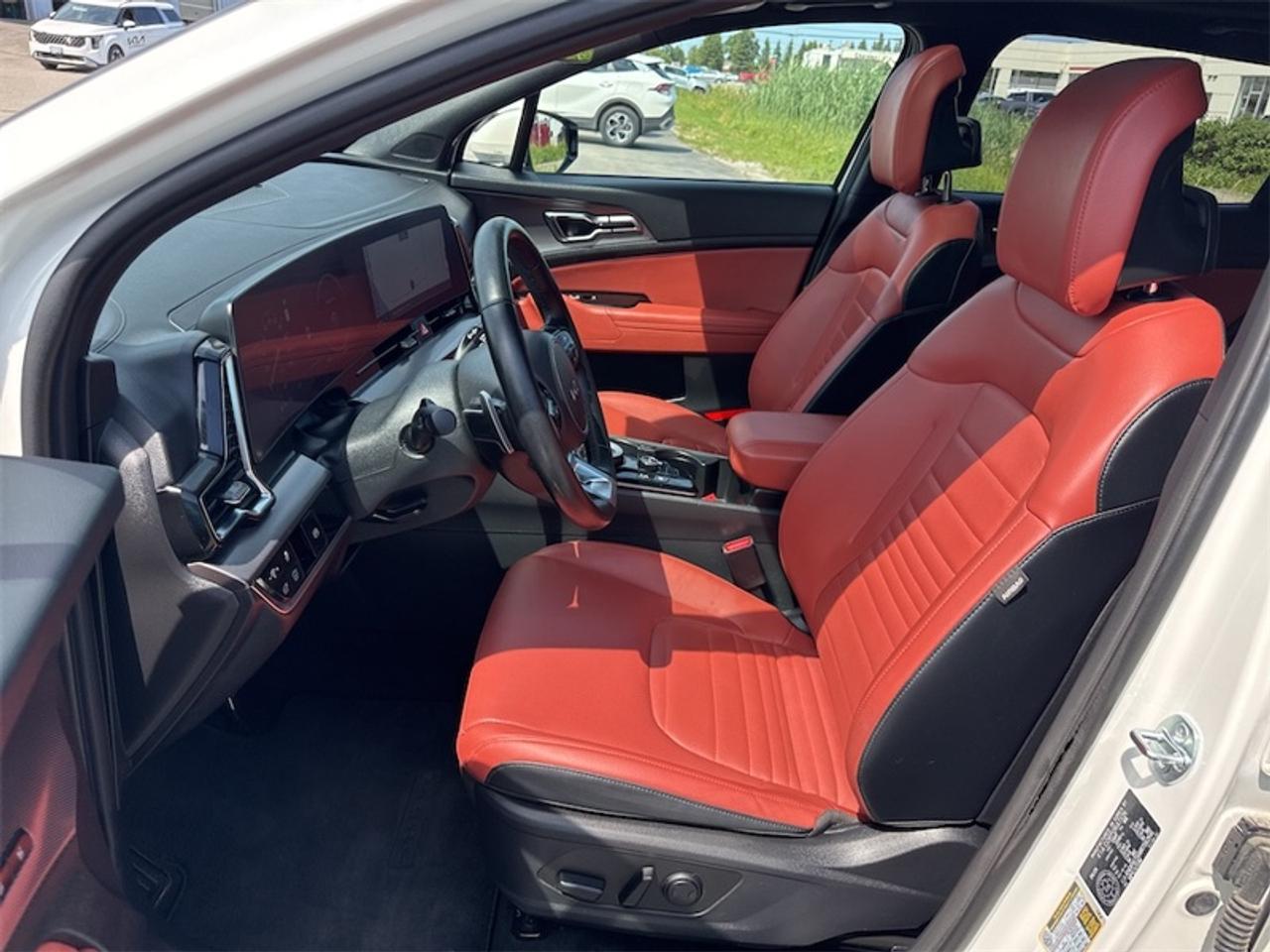 2024 Kia Sportage Hybrid SX AWD w/Red Interior   - $297 B/W Photo
