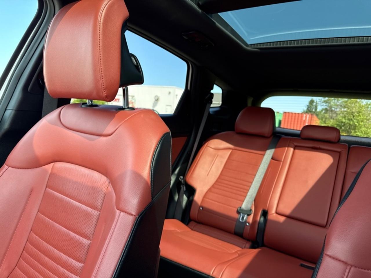 2024 Kia Sportage Hybrid SX AWD w/Red Interior   - $297 B/W Photo