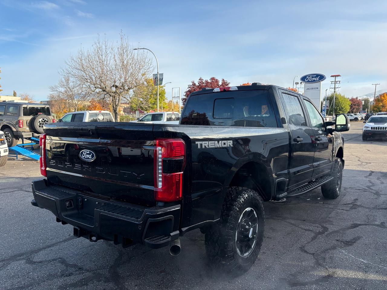 2027 Ford F-350 Super Duty SRW XL Photo4