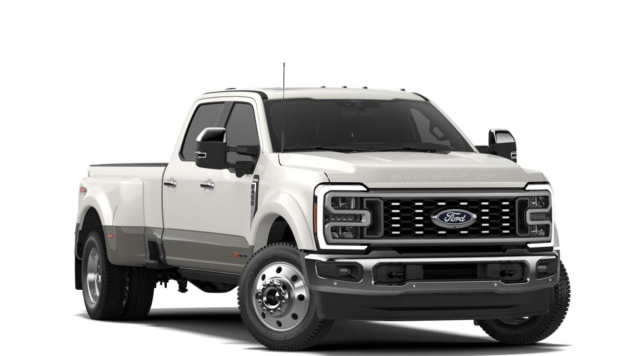 2027 Ford F-450 Super Duty DRW King Ranch Photo3