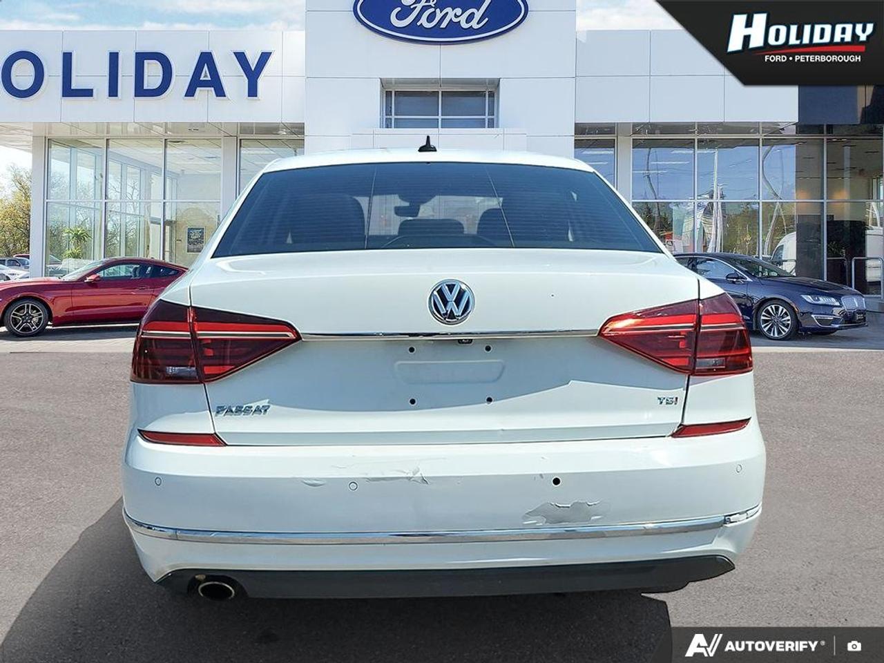 2018 Volkswagen Passat COMFORTLINE Photo