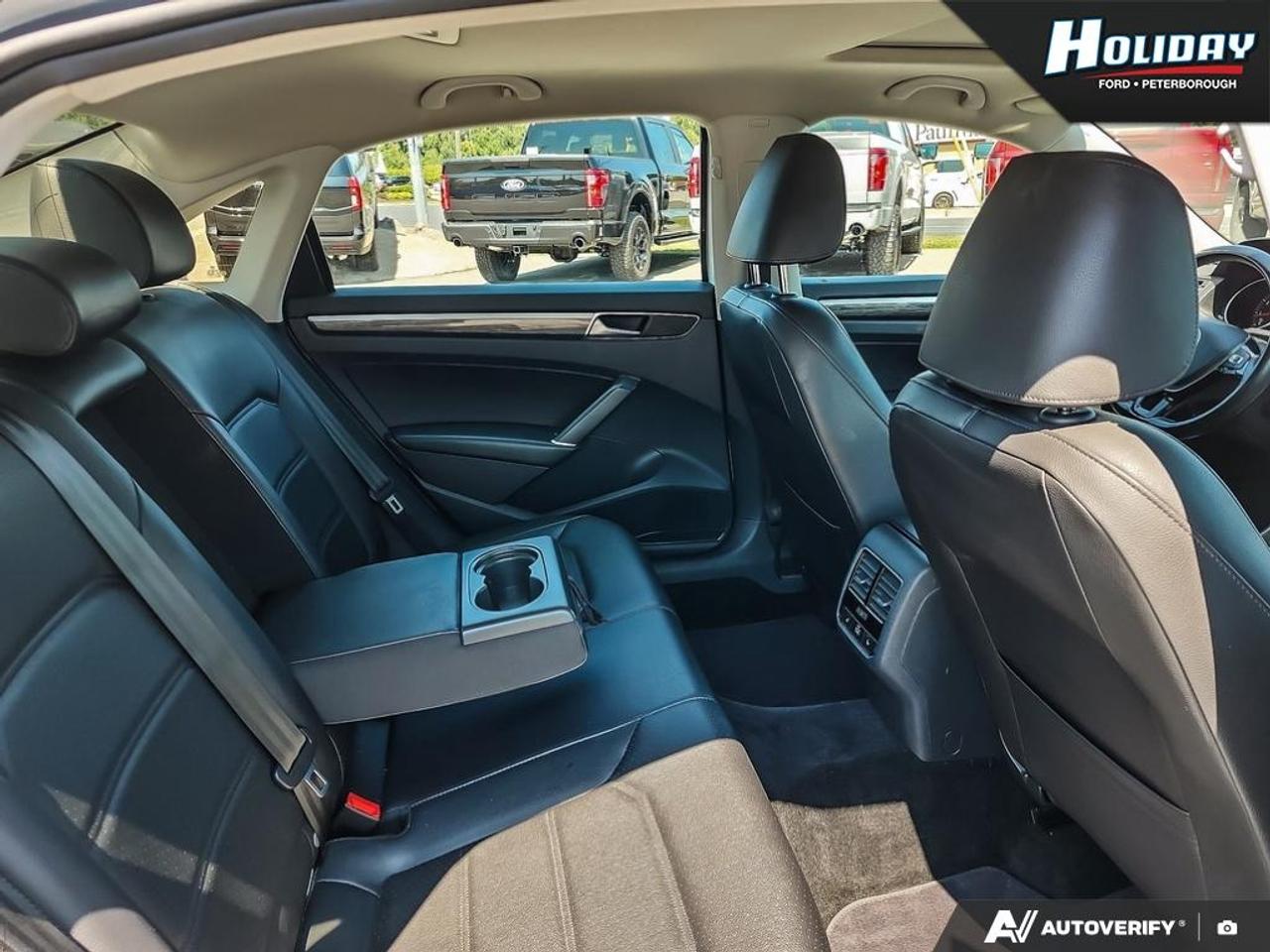 2018 Volkswagen Passat COMFORTLINE Photo