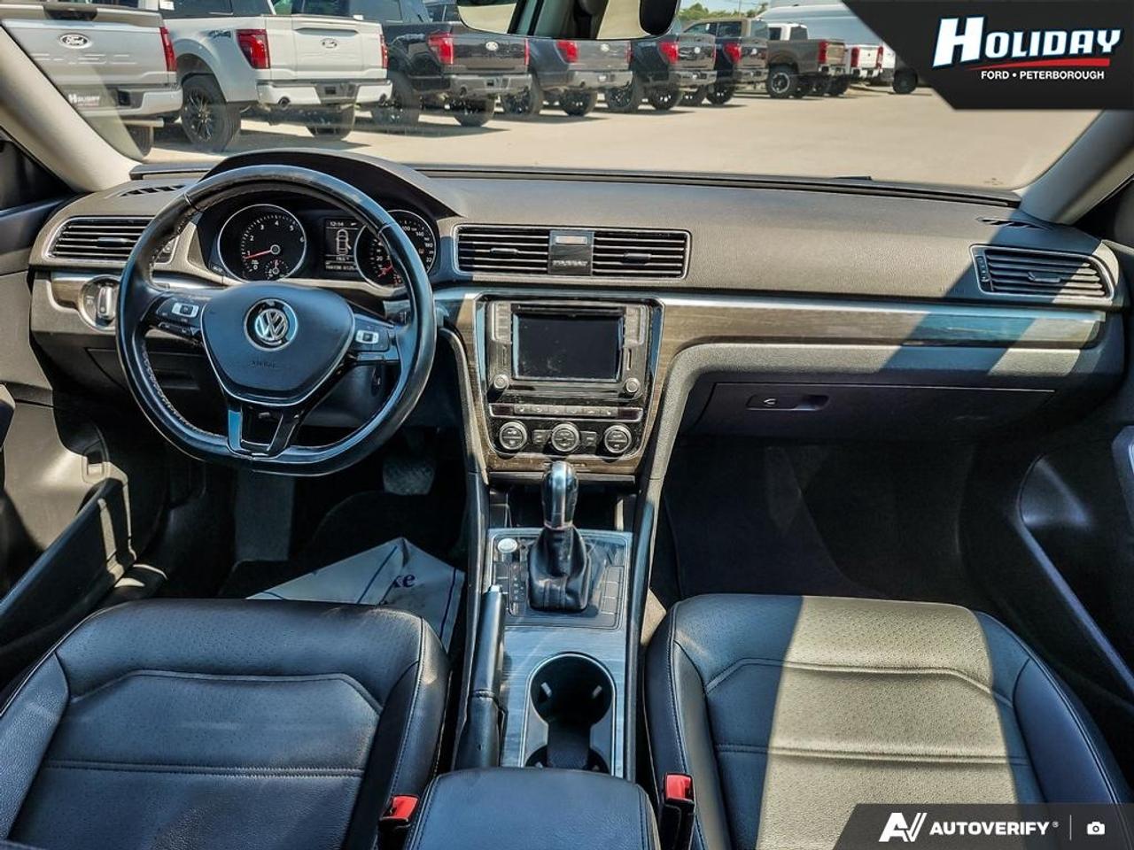2018 Volkswagen Passat COMFORTLINE Photo