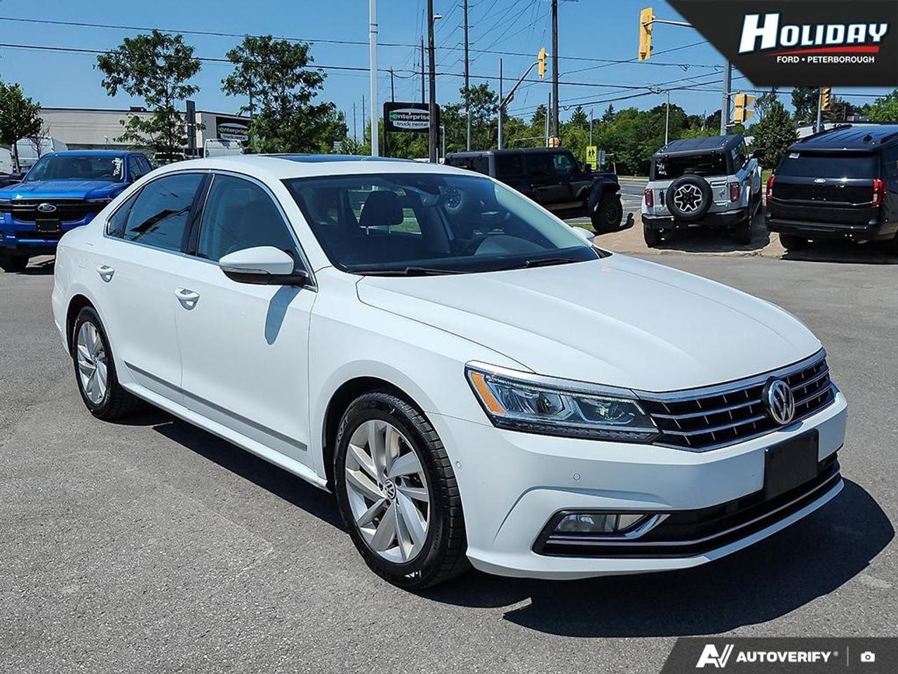 2018 Volkswagen Passat COMFORTLINE Photo