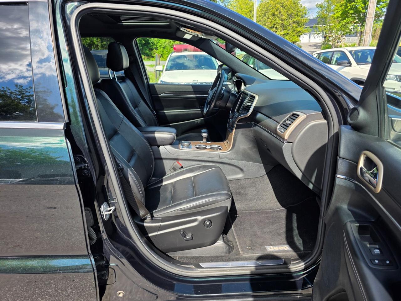 2014 Jeep Grand Cherokee LIMITED 4WD Photo