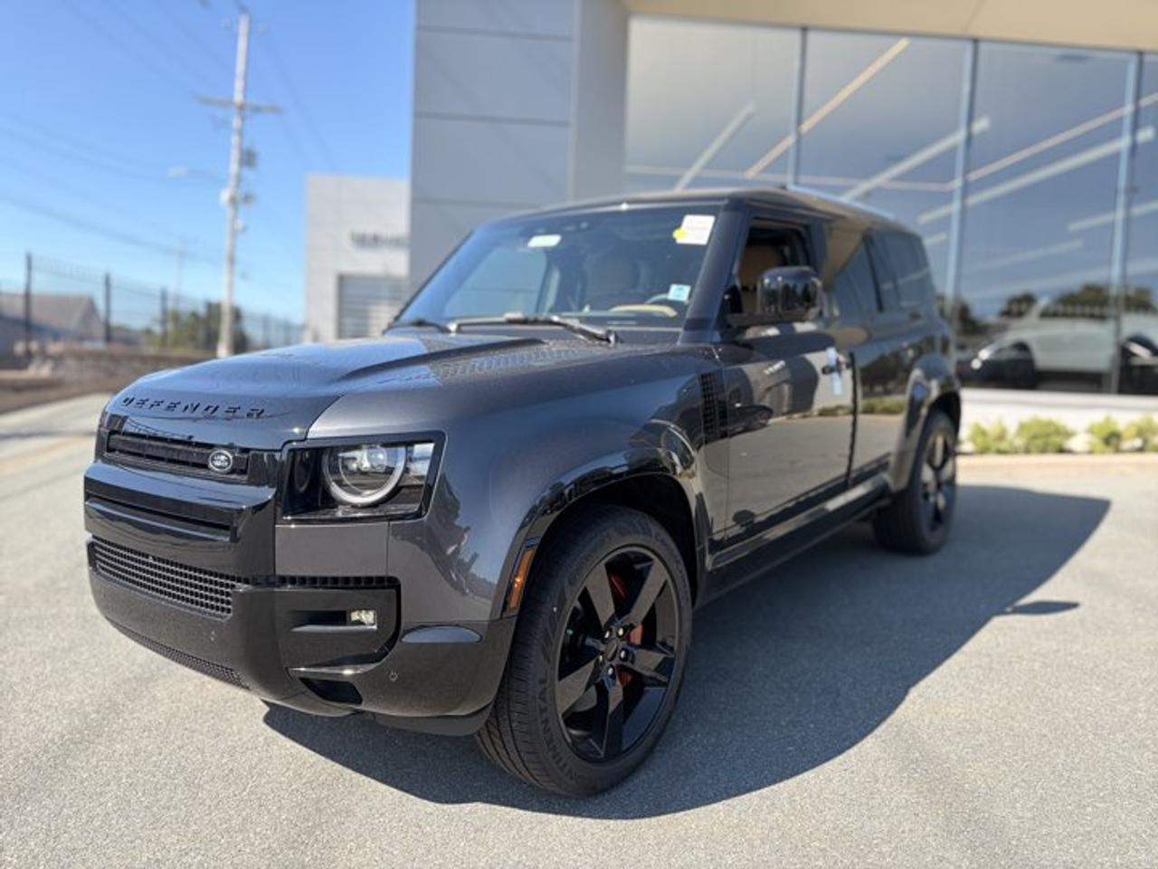 Standard SUV 4WD, 110 P400 X, 8-Speed Automatic w/OD, Intercooled Turbo Gas/Electric I-6 3.0 L/183
