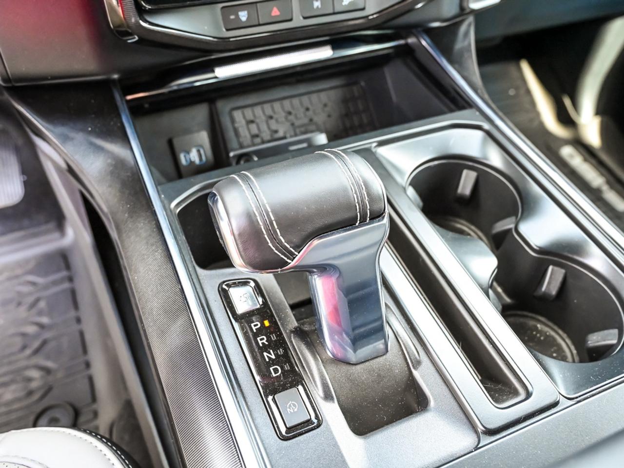 2023 Ford F-150 Lightning Platinum Photo