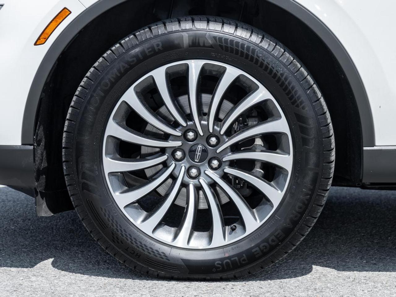 2022 Lincoln Aviator Reserve Photo3