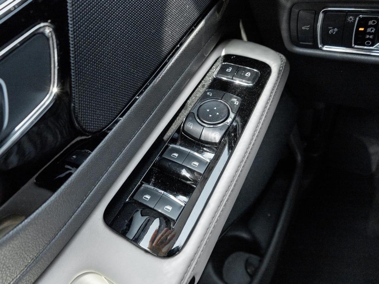 2022 Lincoln Aviator Reserve Photo