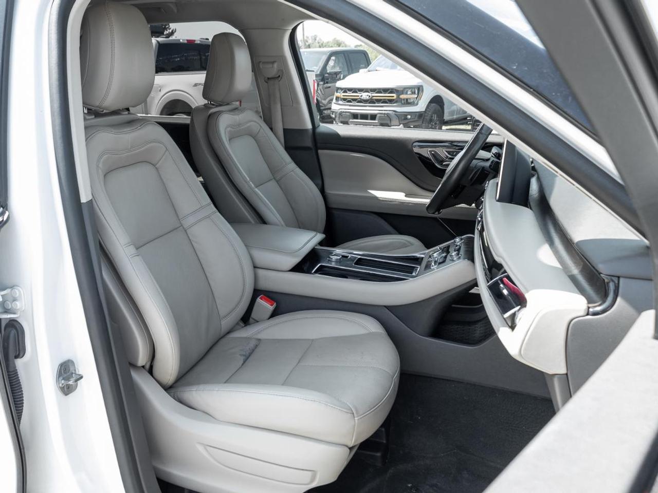 2022 Lincoln Aviator Reserve Photo