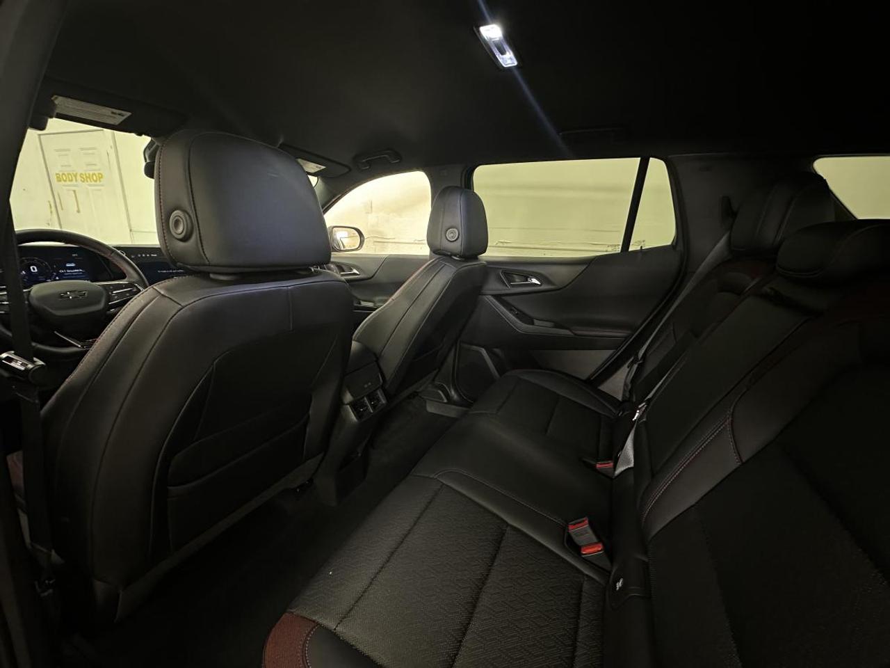 2026 Chevrolet Equinox AWD 4dr RS Photo