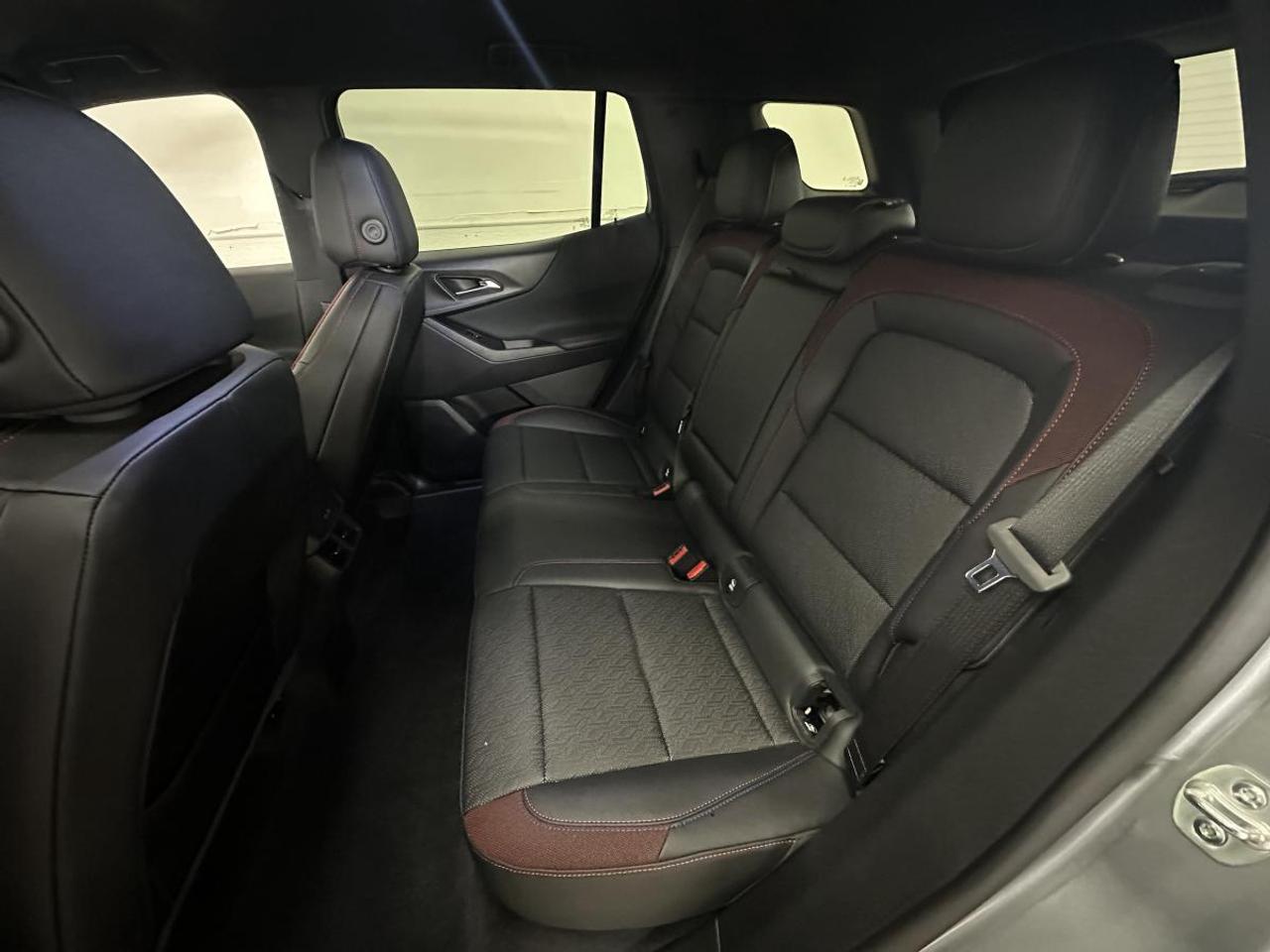 2026 Chevrolet Equinox AWD 4dr RS Photo