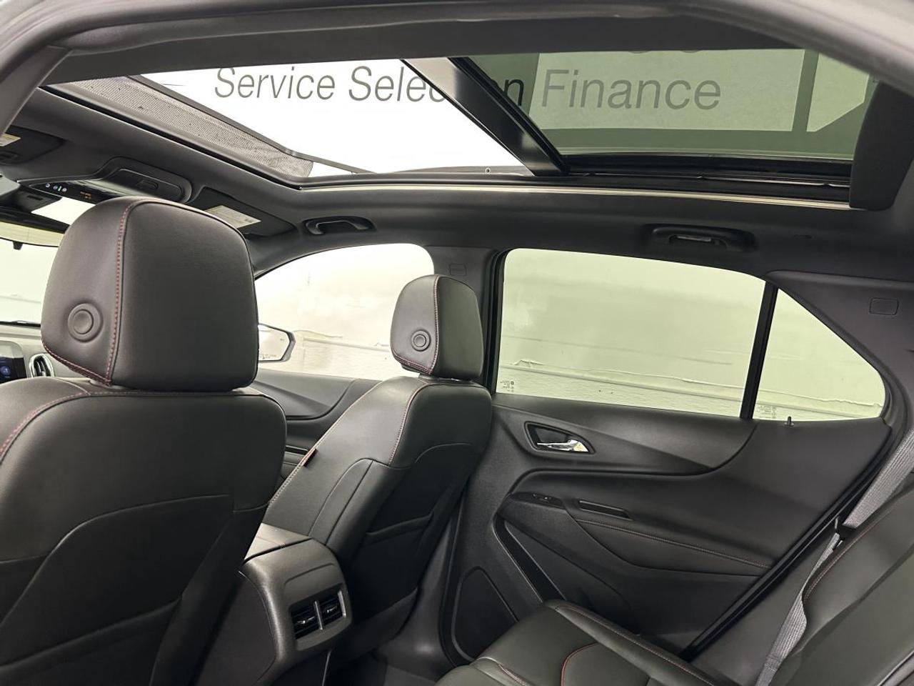 2024 Chevrolet Equinox AWD 4dr RS Photo