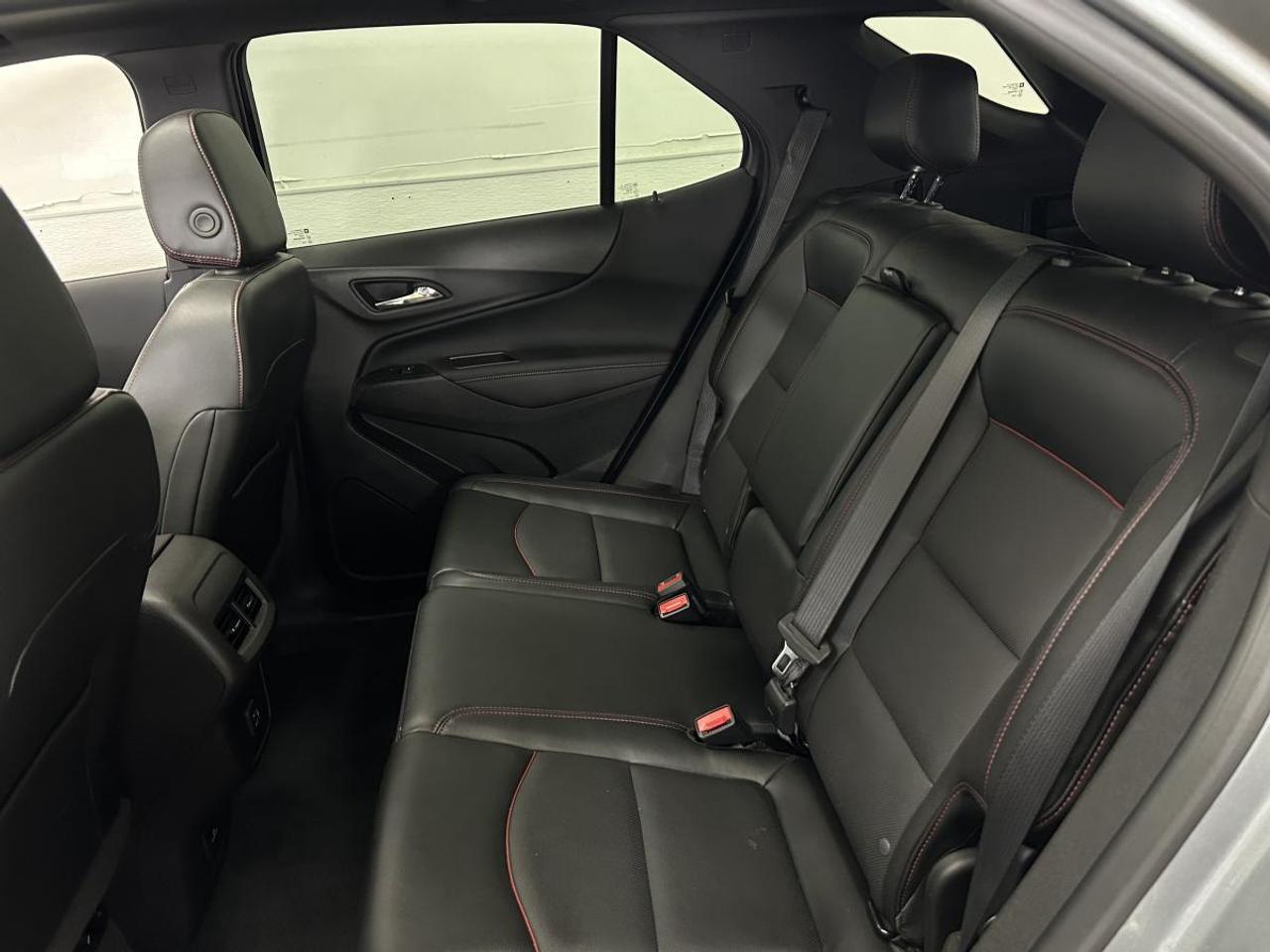 2024 Chevrolet Equinox AWD 4dr RS Photo