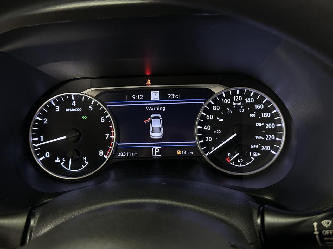 2023 Nissan Sentra SV CVT Photo