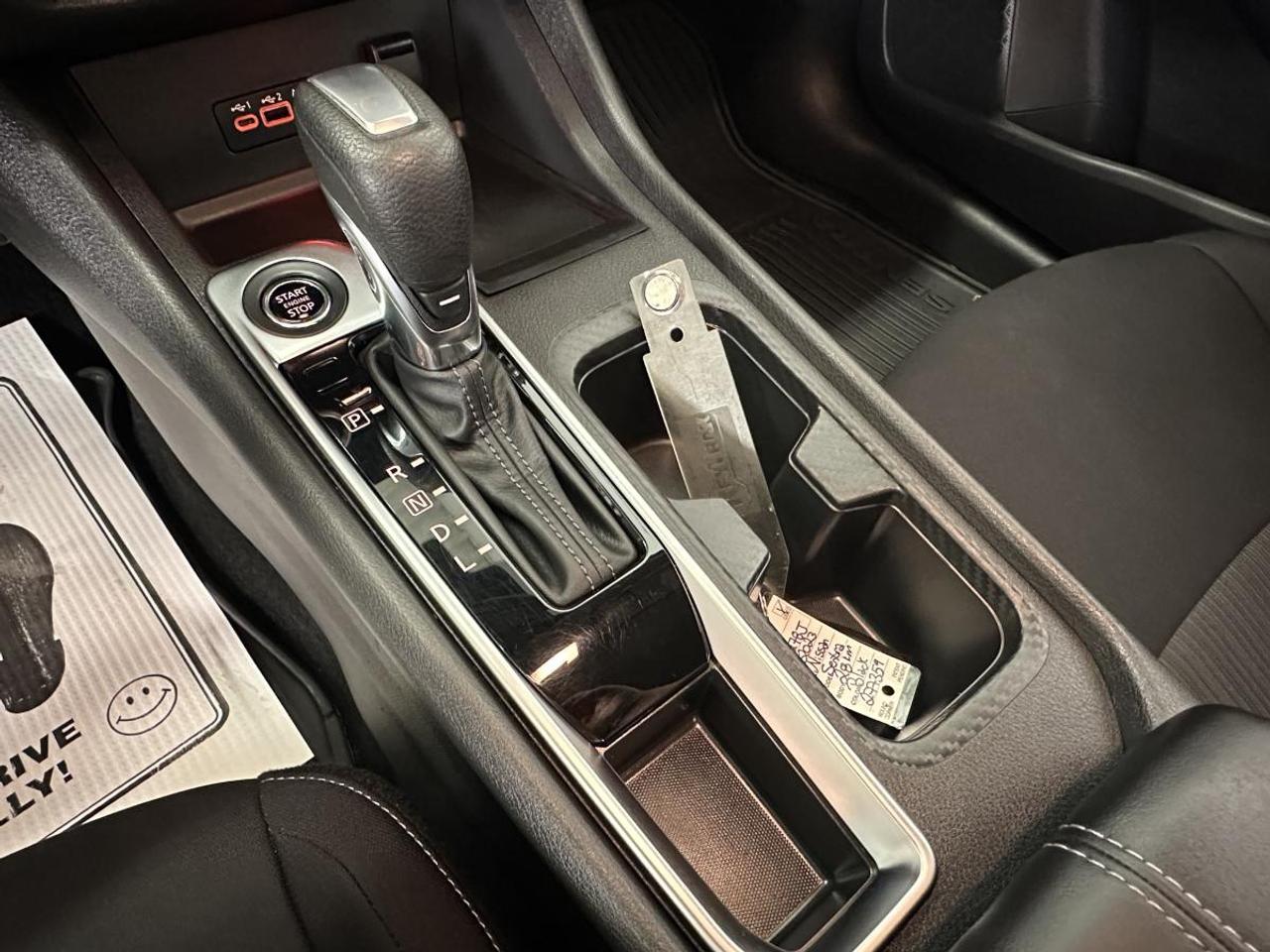 2023 Nissan Sentra SV CVT Photo