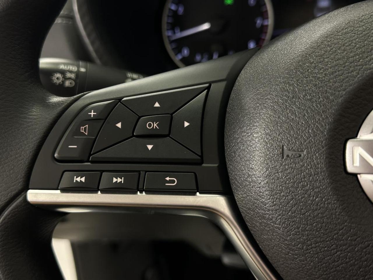 2024 Nissan Sentra SV CVT Photo