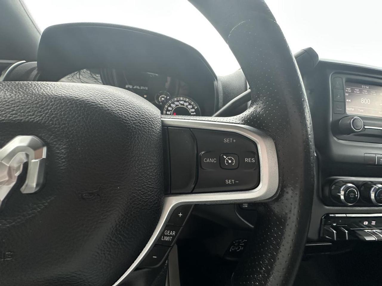 2024 RAM 3500 Big Horn 4x4 Crew Cab - DIESEL/22KM/OFF 1 OWNER LEASE! Photo