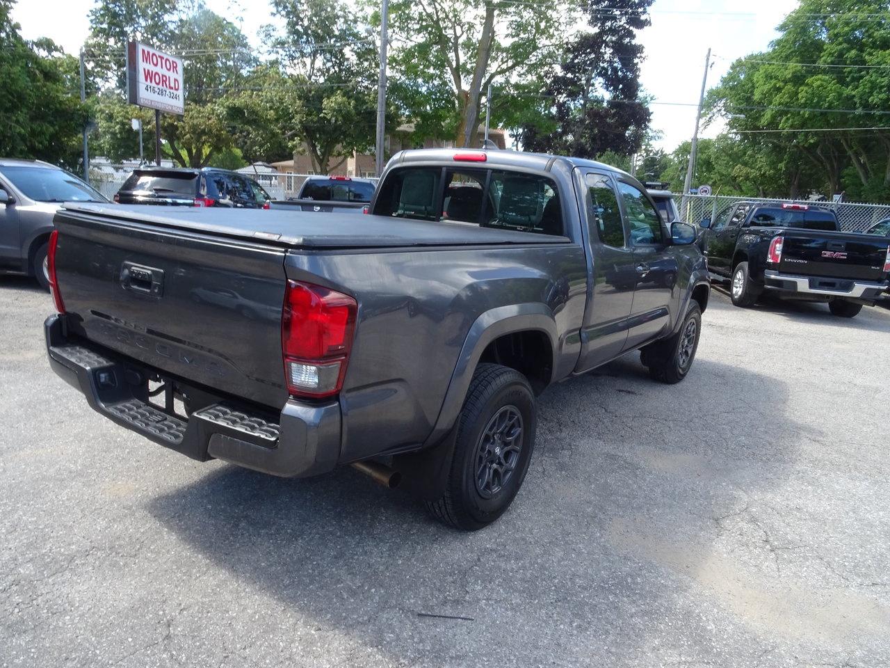 2018 Toyota Tacoma SR+ Photo