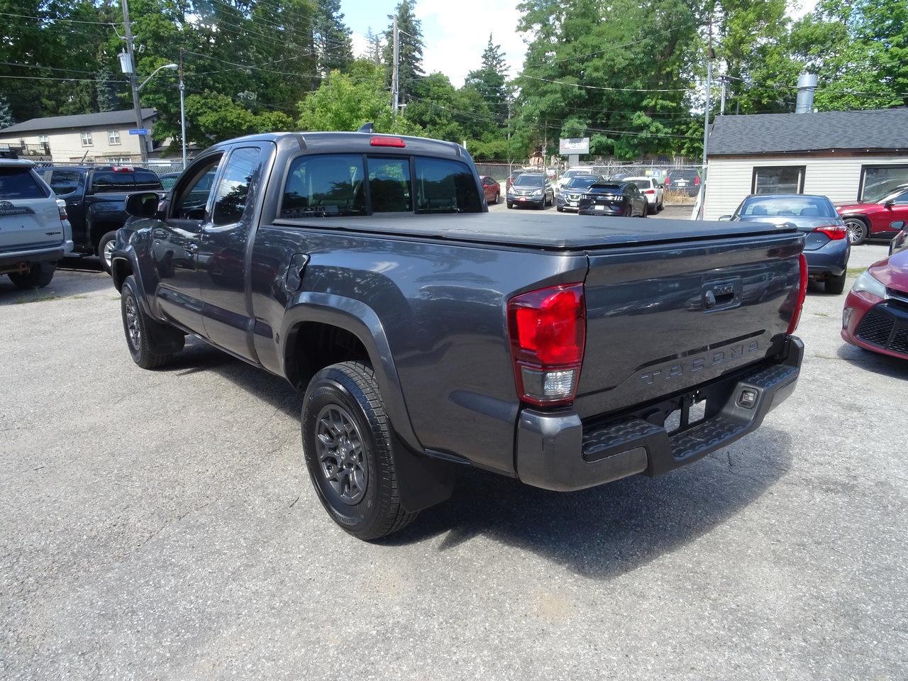2018 Toyota Tacoma SR+ Photo
